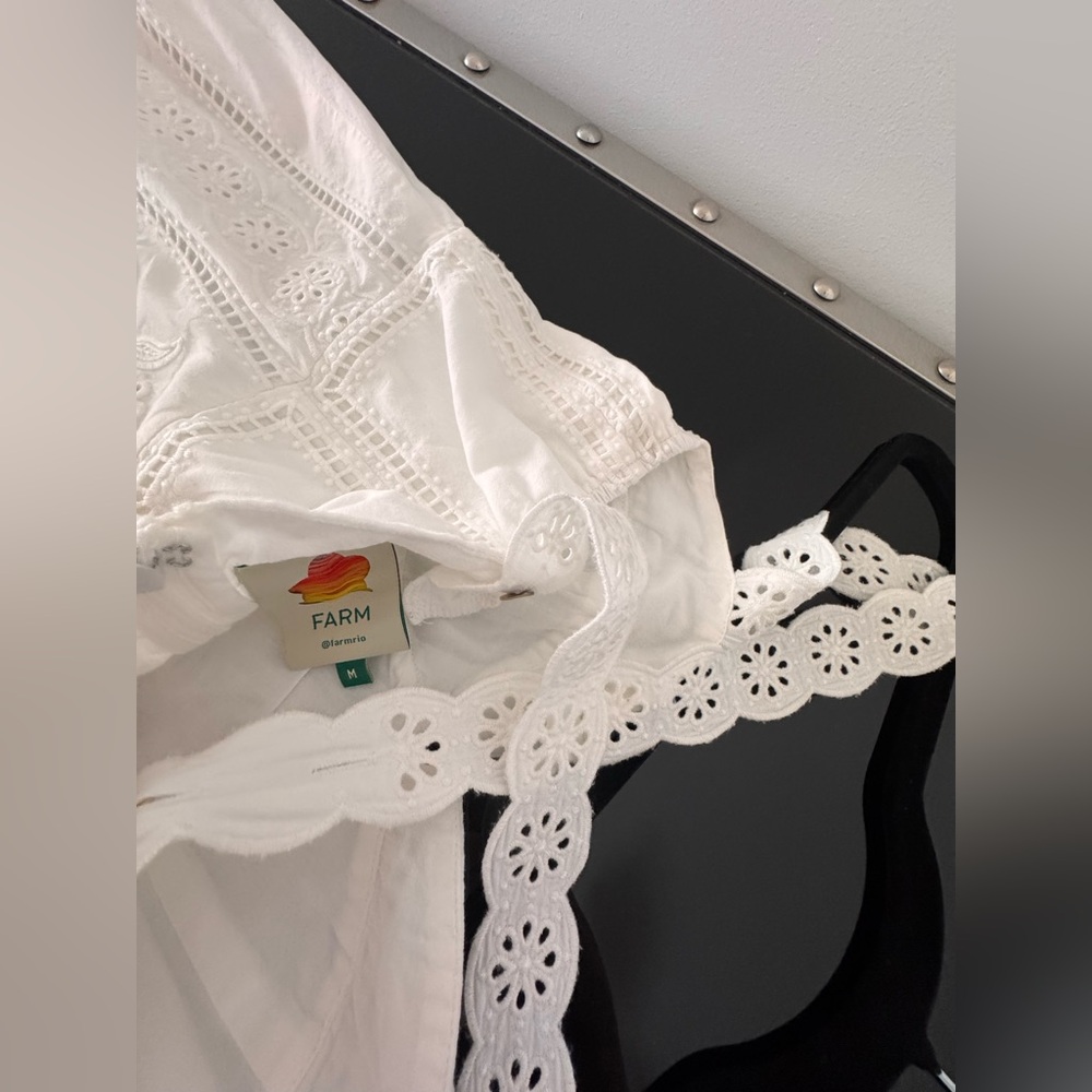 Farm Rio: Size M. White Richelieu Sleeveless Midi Dress (Ret:$400) - Picture 6 of 11